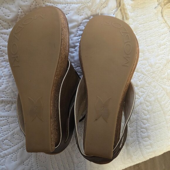 Modzori Reversibles Sandals - Picture 3 of 3